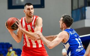 Košarkaši Zvezde poraženi u Podgorici, Budućnost smanjila na 2-1