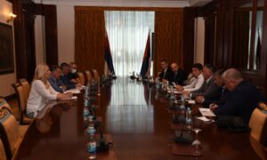 Sastanak Stevandića i Dodika: Razgovarano o ekonomskim i političkim temama