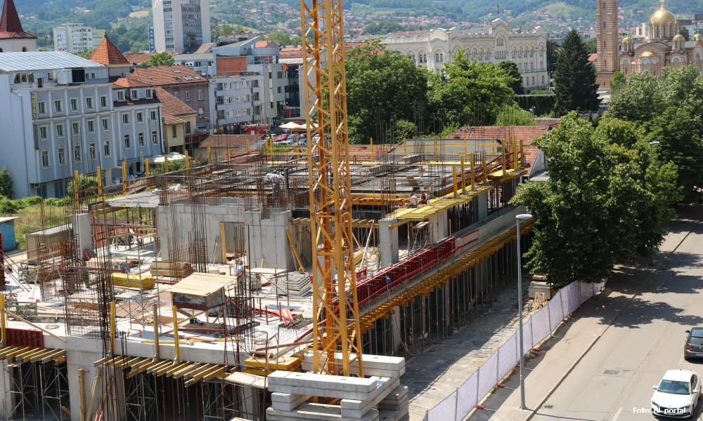 Čeka se Regulacioni plan: Zida se, a Grad još ne zna konačan izgled zdanja u banjalučkoj “rupi”