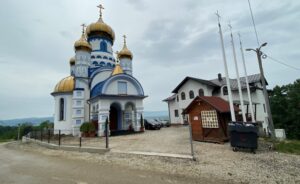 Ništa im nije sveto: Lopovi provalili u Manastir Svete Matrone Moskovske
