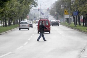 Akcija “Odnos vozač-pješak”: Policija u Banjaluci izdala 125 prekršajnih naloga