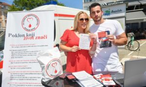 Akcija na Trgu Krajine! U Banjaluci obilježen Svjetski dan dobrovoljnih davalaca krvi