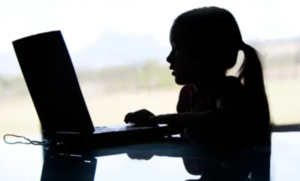 Upozoreno u Banjaluci! Djeca i mladi – najranjivija grupa korisnika interneta