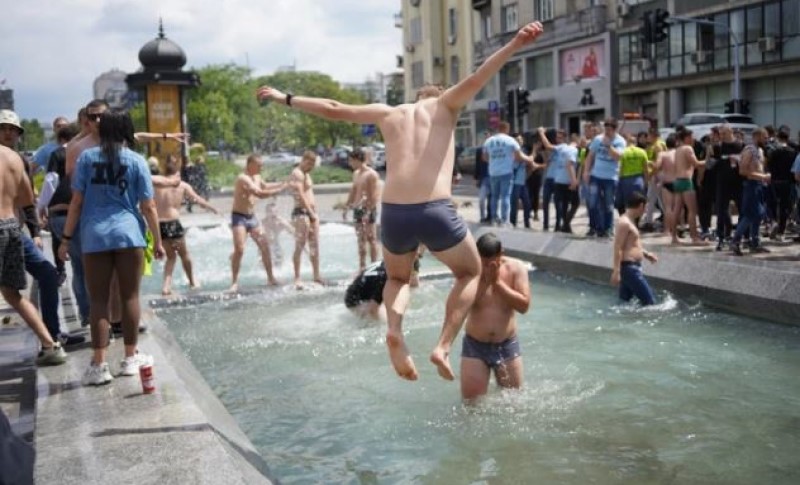 Burni komentari na žurku maturanata: Ako nam je ovo mladost, strah me od starosti VIDEO