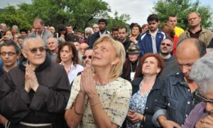 Žena koja tvrdi da joj se ukazala Gospa: Pitala sam je koliko ljudi ide u raj