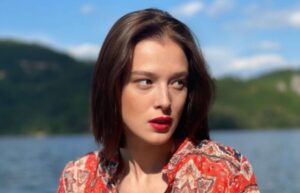 Milena Radulović vježba jogu: Glumica pokazala koliko je razgibana FOTO