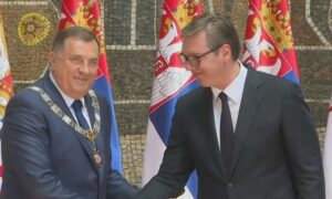 Najveće priznanje države: Dodiku uručen Orden Republike Srbije na velikoj ogrlici