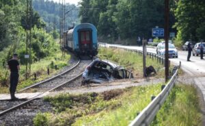 Željeznice RS: Poštovanje signalizacije ključno za izbjegavanje udesa na pružnim prelazima