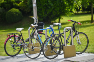 Banjaluka dobila nekoliko novih parkinga za bicikle