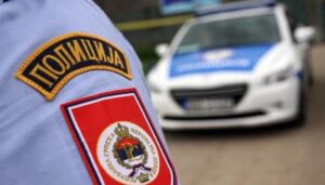 Hitno prevezen u UKC Srpske: U saobraćajnoj nesreći povrijeđen vozač “bmw-a”