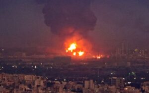 Požar zahvatio rafineriju nafte u Teheranu