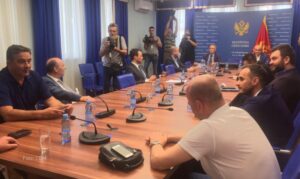 Održan sastanak lidera većine u Crnoj Gori: Želja svih da se dođe do kompromisnog rješenja