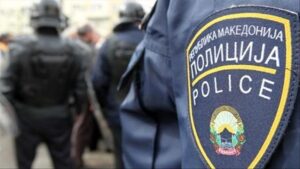 Otkriveno 82 migranata u vozilima, uhapšeni Srbi