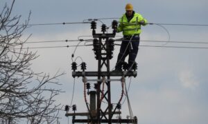 Radnici Elektrokrajine izlaze na teren: Ovi dijelovi Banjaluke bez struje zbog radova