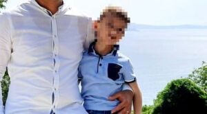Dječak stradao nakon što ga je otac ostavio u autu: Sutra dan žalosti na području Knina