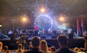 Održan veličanstven koncert dva orkestra na Trgu Krajine u Banjaluci