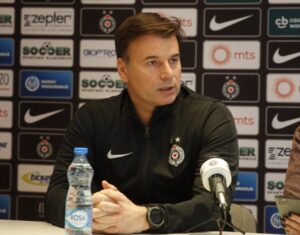 “Nemamo isti status kao vječiti rival”: Trener Partizana govorio o startu sezone