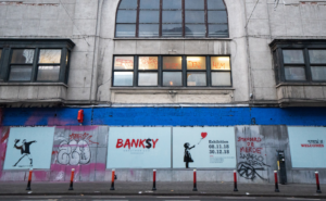 U Briselu izloženo 80 radova: izložba poznatog uličnog umjetnika Benksija FOTO