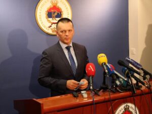 Lukač: Inckova odluka neprihvatljiva, u Srpskoj će se primjenjivati zakon Narodne skupštine