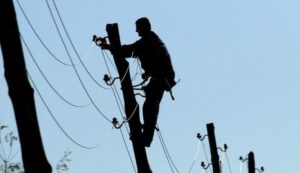 Radovi na elektromreži u Banjaluci: Nekoliko naselja i ulica ostaje bez struje