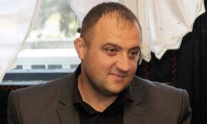 Vujadinović upozorava: Vlasti FBiH čudnim zakonima pokušavaju oduzeti imovinu Srbima