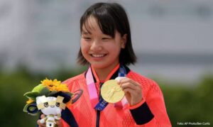 Sa 13 godina ostvarila san mnogih sportista: Mlada Japanka postala olimpijski šampion VIDEO