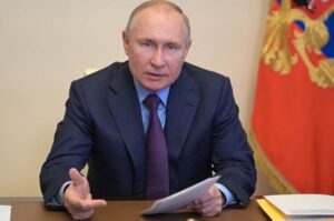 U samoizolaciji zbog zaraženih koronom: Putin će glasati onlajn na izborima za Državnu dumu
