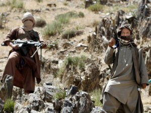 Napredovanje Talibana: Avganistanski vojnici bježe preko granice