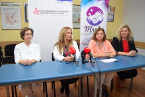 Liječenje retinopatije na UKC-u Srpske: Nova procedura za najmlađe pacijente FOTO