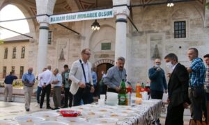 Bajram u Banjaluci: Vjernici se okupili u Ferhadiji