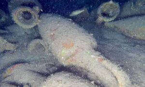 Arheološko otkriće u velikim dubinama: Pronađen antički brod koji je prevozio vino