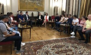 Štićenici Doma “Rada Vranješević” posjetili Beograd: Ugostio ih pomoćnik gradonačelnika