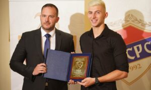 “Vaša imena ušla su u istoriju”: Jovo Lukić najbolji fudbaler Srpske za 2020. godinu