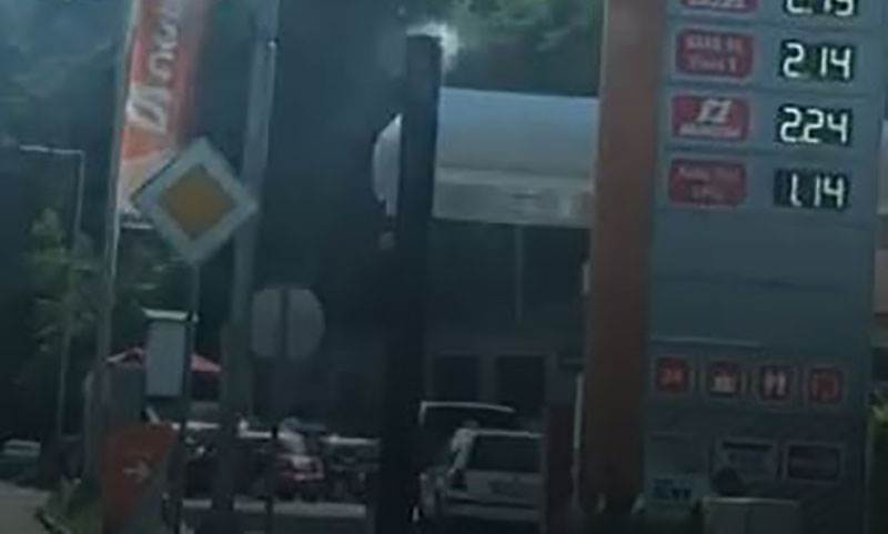 Nesvakidašnji prizor na izlazu iz Banjaluke: Kamera se možda “zamorila od blicanja” VIDEO