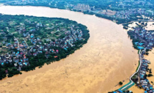 Užas nakon olujnih kiša i nevremena: Broj žrtava poplava u cetralnoj Kini premašio 300