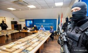 Uhapšeni zbog 56 kilograma kokaina u bananama: Policija osujetila plan