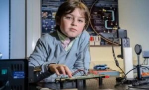 Loren – čudo od djeteta! Najmlađi diplomac kvantne fizike želi da postane kiborg