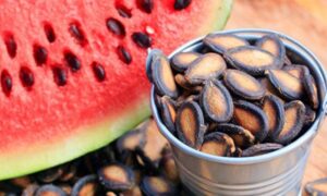 Omiljeno ljetnje osvježenje: Evo kako možete da iskoristiti sjemenke lubenice