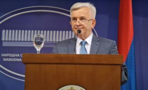 Upitan ulazak Čubrilovića u Narodnu skupštinu: Evo koliko glasova je osvojio predsjednik DEMOS-a