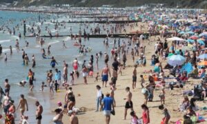 Policija upozorila građane i turiste: Na plažu bez previše novca ili skupog nakita