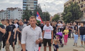 Građani sjeverne Kosovske Mitrovice protestovali: Sve više napada na Srbe na Kosmetu
