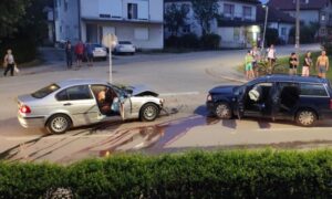 Saobraćajna nesreća u Banjaluci: Sudarila se dva automobila