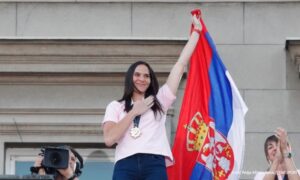 Odluka Olimpijskog komiteta: Vasićeva i Filipović nosiće zastavu Srbije na otvaranju Igara