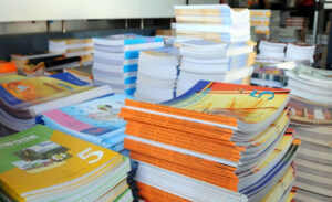 Procedura za besplatne udžbenike ide dalje: Ministarstvo nije prihvatilo prijedlog Banjaluke za sastanak