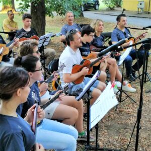 Muzičko ljeto se nastavlja: Uz zvuke tambure Park “Petar Kočić” postaće slikarski atelje