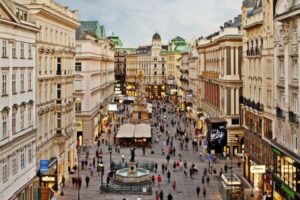 Austrija ublažava mjere: Duže radno vrijeme restorana i prodavnica