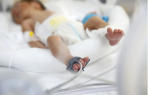Dobre vijesti iz UKC-a: Zaražene bebe su opšteg dobrog stanja