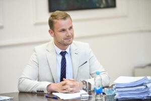 Odazvao se pozivu: Stanivuković ponovo saslušan u policiji zbog “Kajaka”