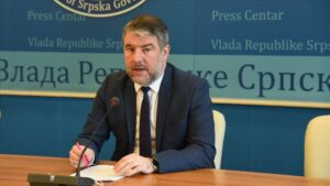 Jedna od teorija zavjera: Ministar Šeranić o vakcinaciji protiv korone i navodnom sterilitetu