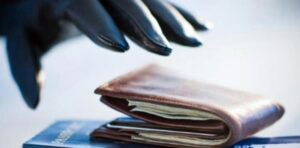 Policija pronašla lopova: Ukrao novčanik u tržnom centru sa više od 3.000 KM
